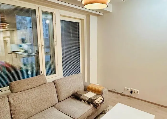 Convenient Airport Beside Big Mall Апартаменты *