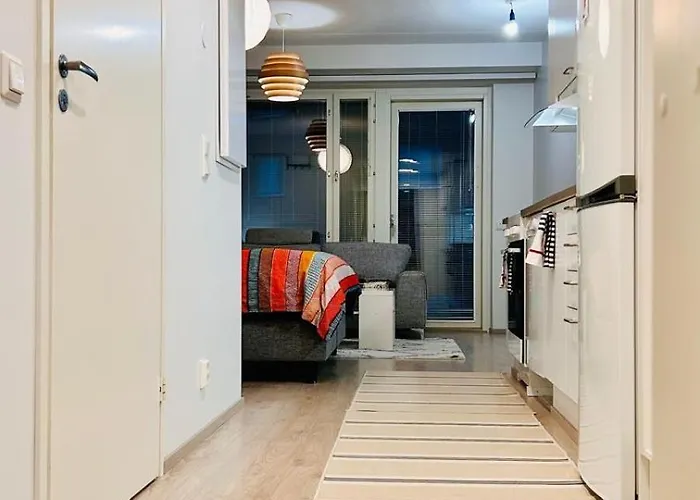 Convenient Airport Beside Big Mall Апартаменты Вантаа