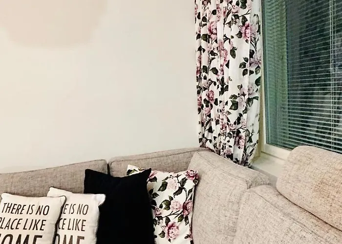 Апартаменты Convenient Airport Beside Big Mall *