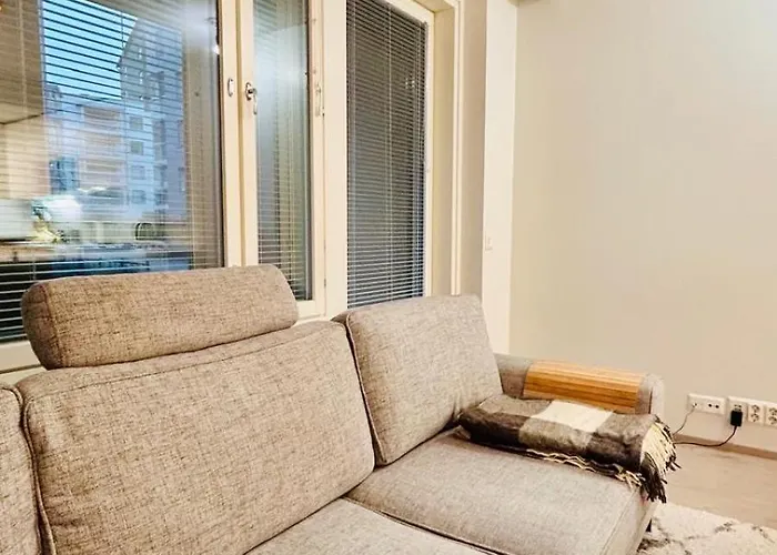 Convenient Airport Beside Big Mall Апартаменты *