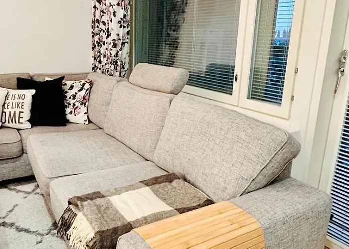 Апартаменты Convenient Airport Beside Big Mall *